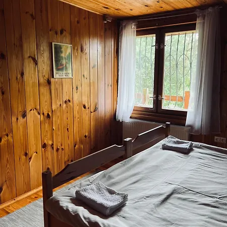 Offlas W Lesie Z Kominkiem Blisko Jeziora, Reset Od Miasta Prázdninový dům *